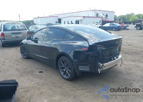 2022 Tesla Model 3 from USA, damaged, VIN 5YJ3E1EB3NF106675